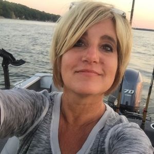 Meet your Posher, Debbie